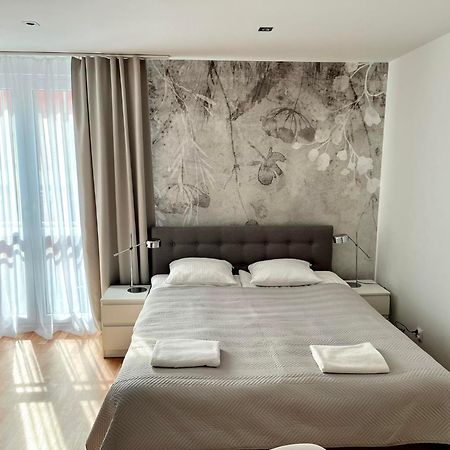 Apartament Kosciuszki City Center By Apartamenty Na Dni فروتسواف المظهر الخارجي الصورة